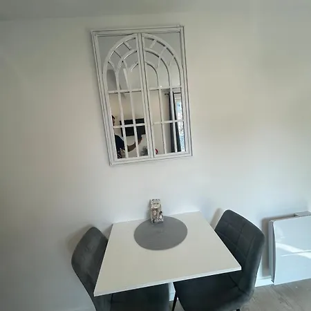 Hyper Centre! Magnifique Neuf A Proximite Directe De La Gare Et Place Morny Apartman